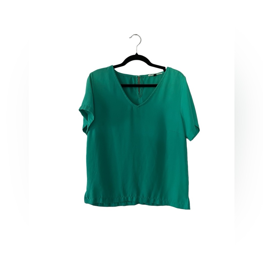 EUC 💚 Green Michelle McDowell Blouse Size Small.
